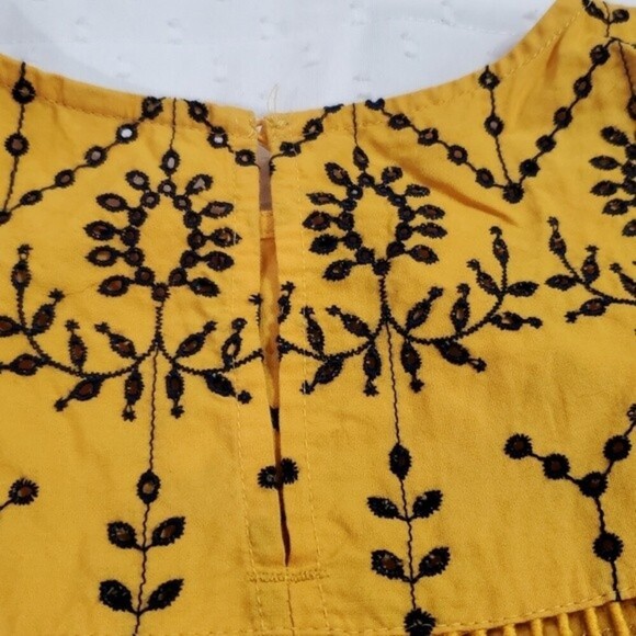 Crown & Ivy Gorgeous Top for Fall 🍁🎃 - sz Small - Picture 5 of 7